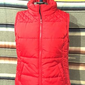 Women's Large Bongo Puffer Vest - Red